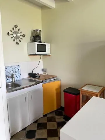 Апартаменты Chez Nanou, A Proximite De St Emilion *